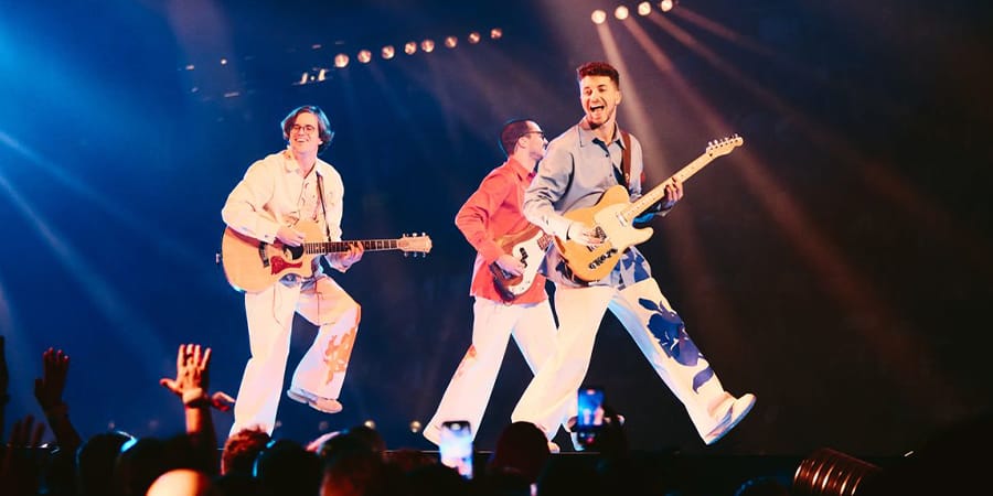 Napa na Final da Eurovisão 2025, "Deslocado". Crédito da fotografia Alma Bengtsson, Eurovisão 2025