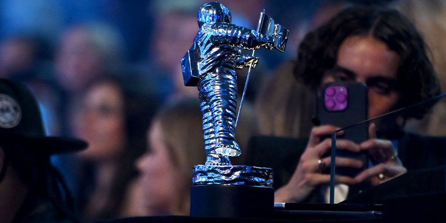 Prémio dos VMA. A estatueta, Snowperson, representa um astronauta na Lua e foi um dos primeiros símbolos/representações usados pela MTV. Crédito Fotografia: MTV