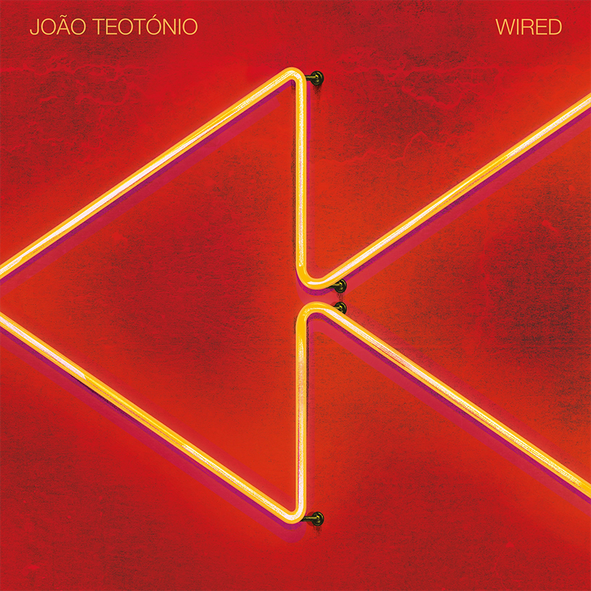 João Teotónio, capa do álbum "WIRED". Crédito capa: Gonçalo Viana 