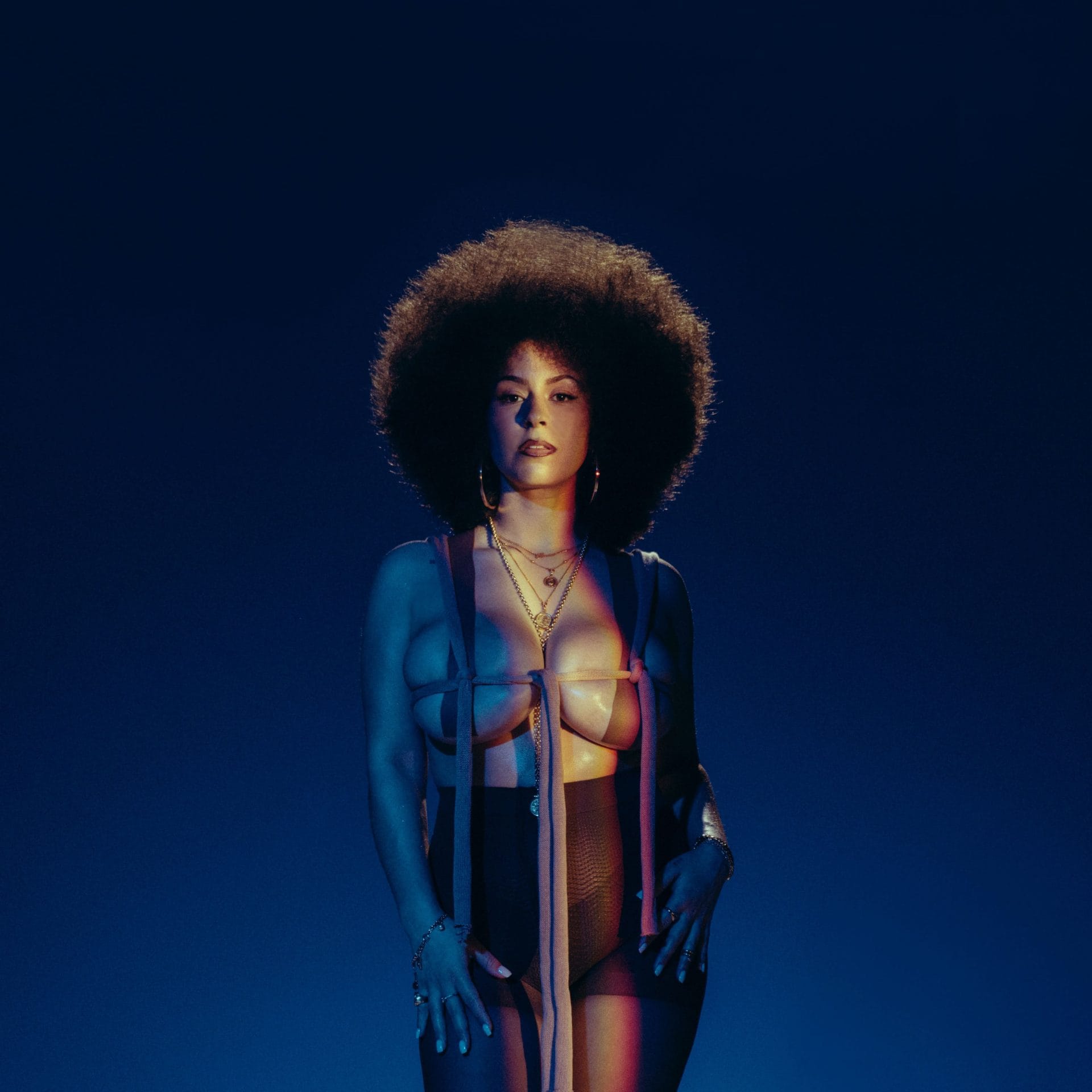 Capa de “Everyone's First Breath”, Libra