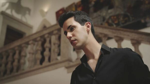 Rodrigo Lourenço, "Cliché"