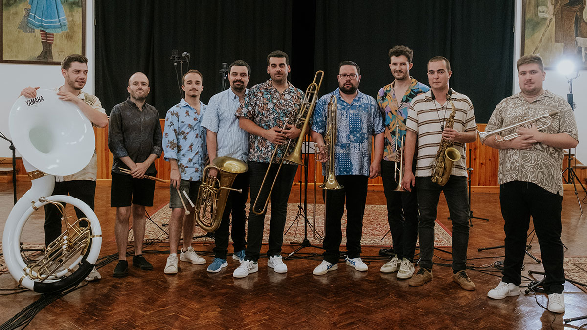 New Balkan Collective.