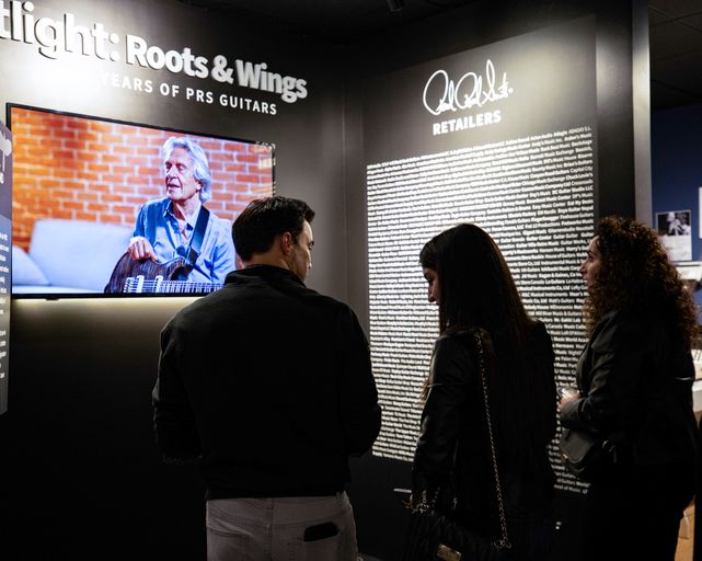 Homenagem à PRS na mostra "Roots & Wings" patente n Museum of Making Music na Califórnia