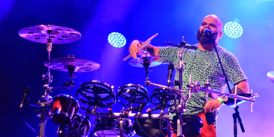 Bateu Matou no Festival Mosaico em Viseu. Crédito Fotografia: Musica.com.pt