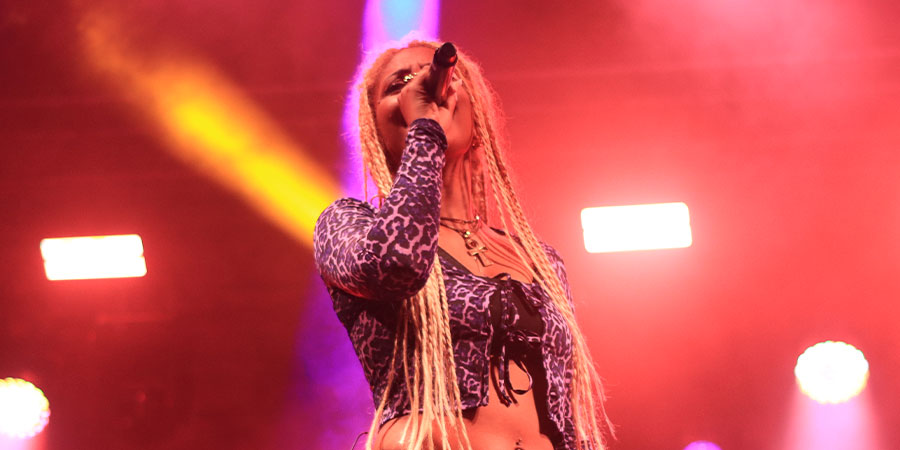 Bateu Matou ao vivo, Festival Mosaico em Viseu. Crédito Fotografia: Musica.com.pt