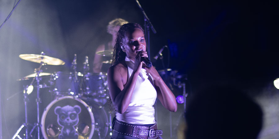 Soraia Tavares ao vivo em Viseu no Festival Mosaico. Crédito Fotografia: Musica.com.pt