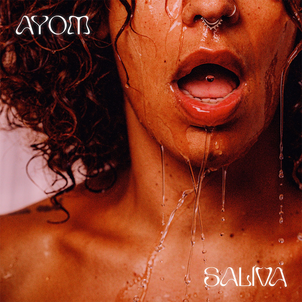 Ayom, capa do álbum Saliva. Crédito: Ayom