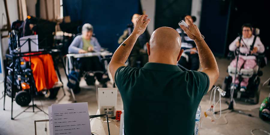 Ligados às Maquinas