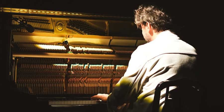 Rui Massena ao vivo em Cerveira, Palco das Artes. Crédito Fotografia: Instagram, @ruimassenamaestro