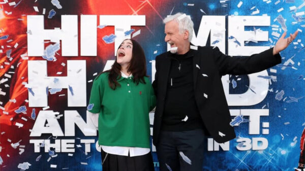 Billie Eilish e James Cameron. Crédito Fotografia: @billieeilish, Instagram