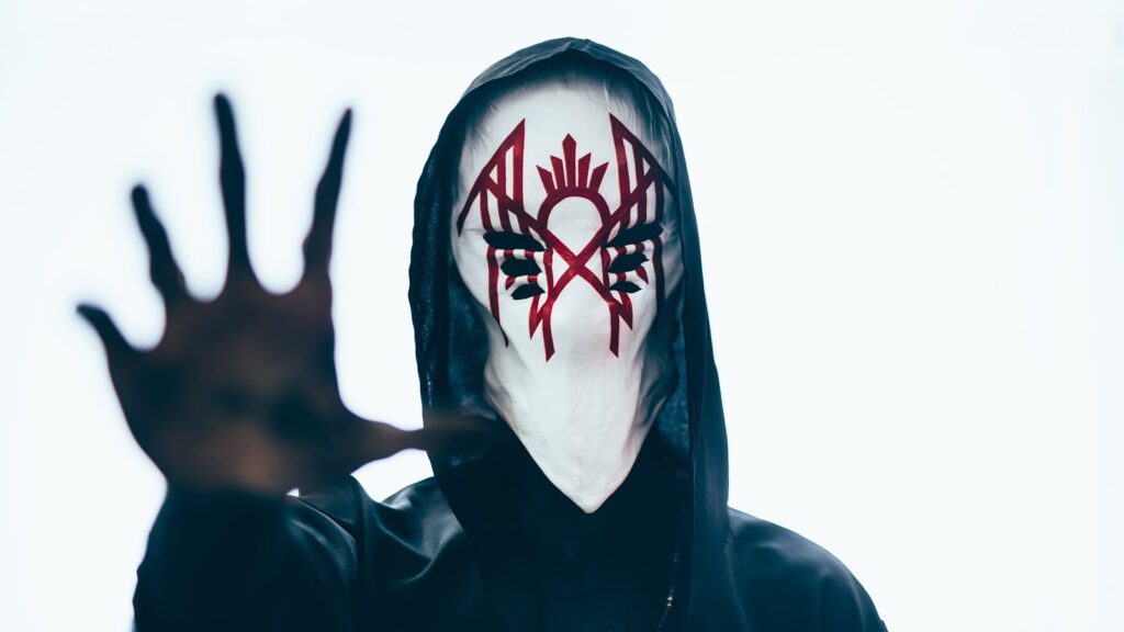 Corey Taylor compara Sleep Token aos primeiros anos dos Slipknot