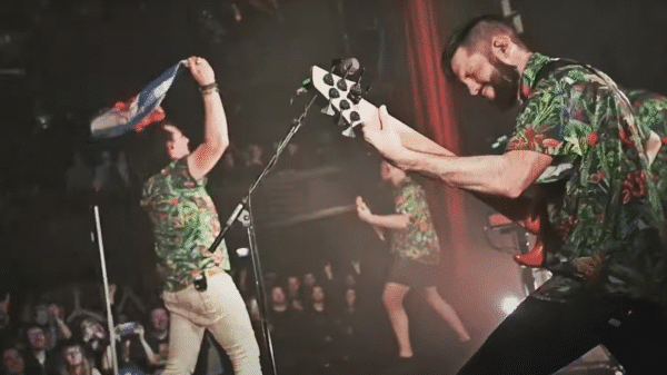 Imagem - hakenlovebite