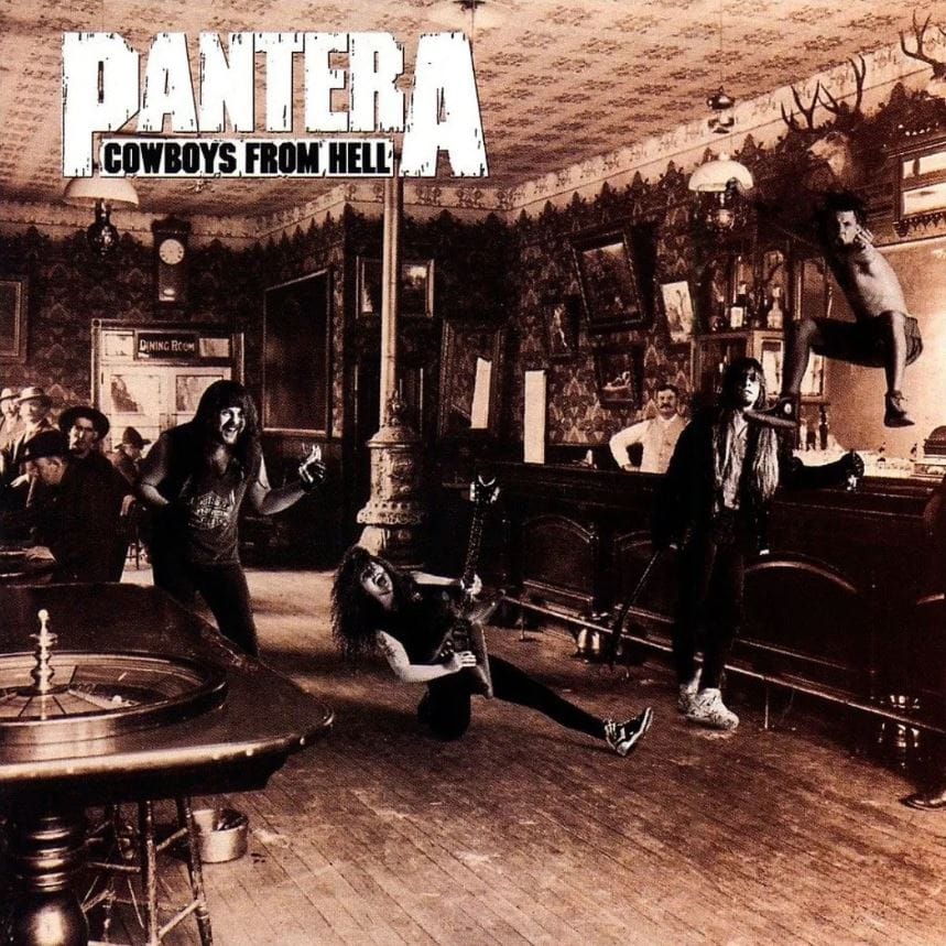 O álbum "Cowboys From Hell" dos Pantera foi certificado dupla platina nos Estados Unidos.