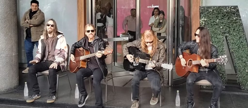Megadeth Realiza Concerto Acústico Fora do Hotel em Buenos Aires