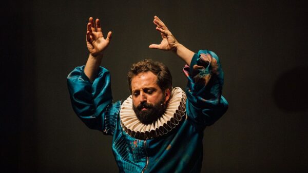 Foto Gregório Duvivier, “O Céu da Língua” / Créditos Raquel Pellicano