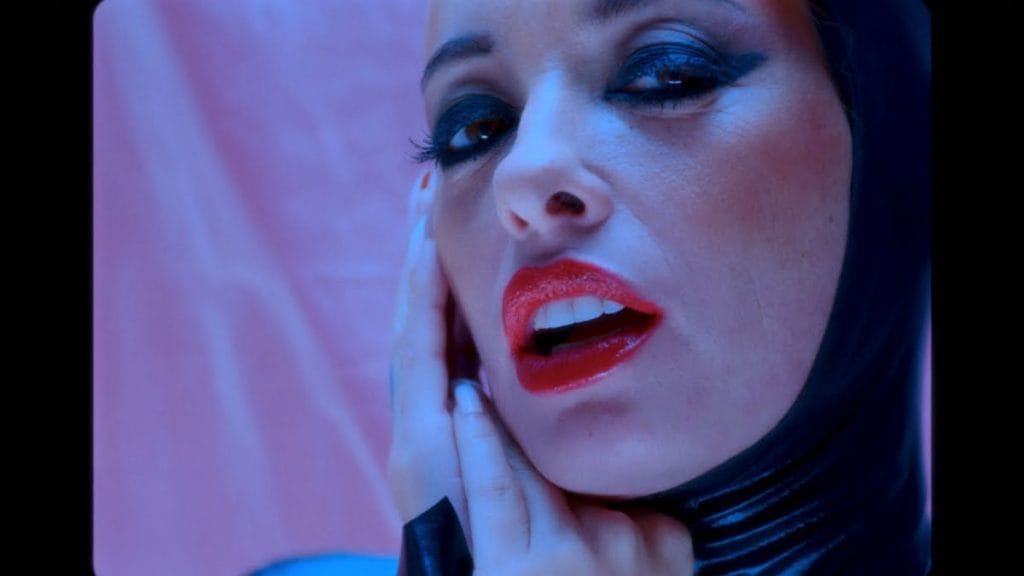 Marisa Liz lança “É o Que É”, um hino à liberdade de sermos quem somos