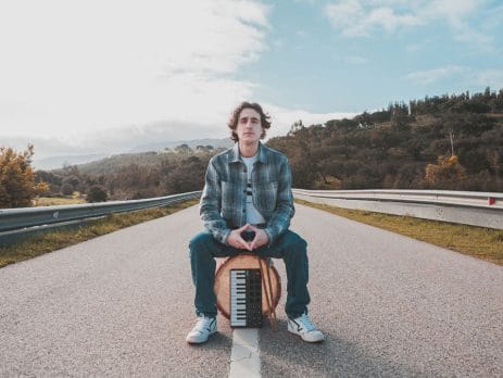 Laz Hay estreia-se com o EP Acalento