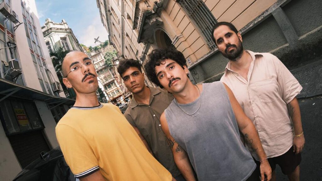 BAGUM desperta a cena alternativa brasileira com "Coração; Batalha; Celebração"