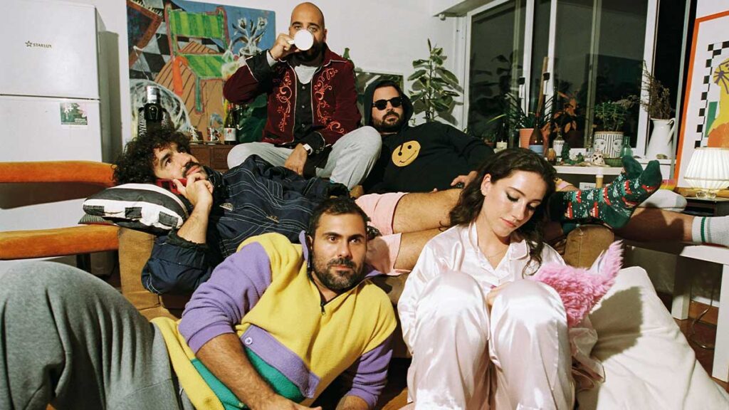 MANILA estreiam "Formigas"