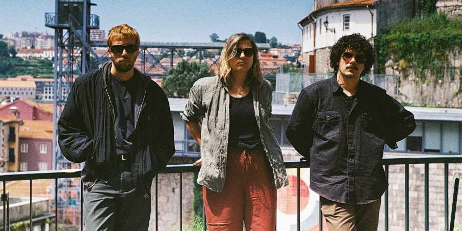 Imagem - Sunflowers lançam novo álbum "You Have Fallen... Congratulations!" 3 Sunflowers. Crédito Fotografia: Valéria Martins