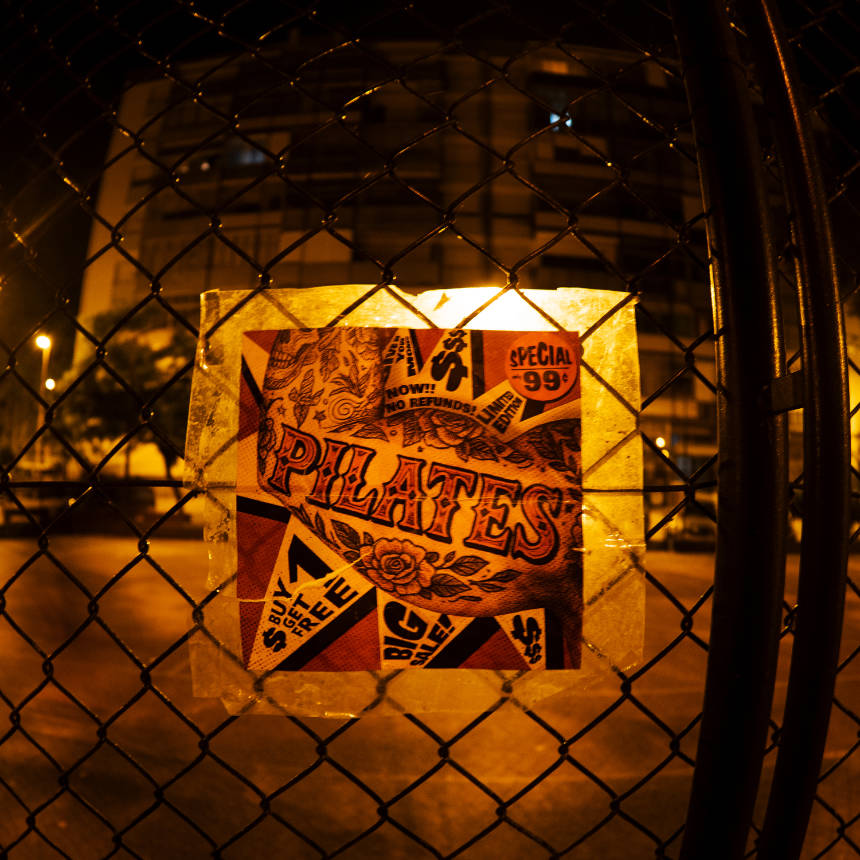 Imagem - Traz os Monstros apresentam "Pilates" 13 Traz os Monstros, capa do single "Pilates"